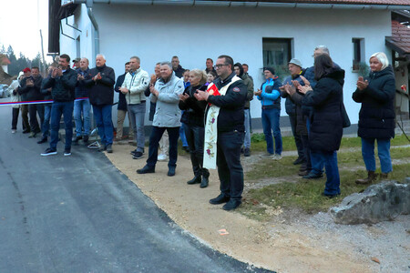 Odprtje ceste Dobec 12 Foto Ljubo Vukelič